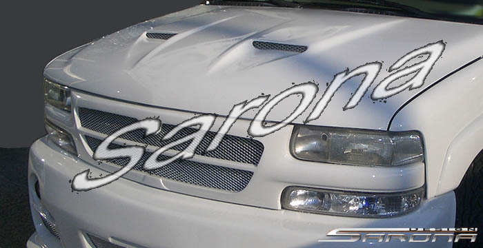 Custom Chevy Tahoe Hood  SUV/SAV/Crossover (2000 - 2006) - $980.00 (Manufacturer Sarona, Part #CH-004-HD)